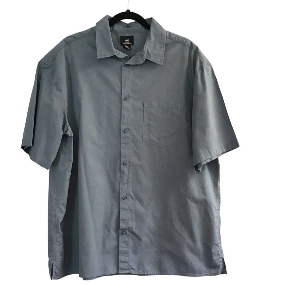 H & M- MENS GREY/BLUE COTTON SHORT SLEEVE BUTTON DOWN SHIRT SIZE LARGE